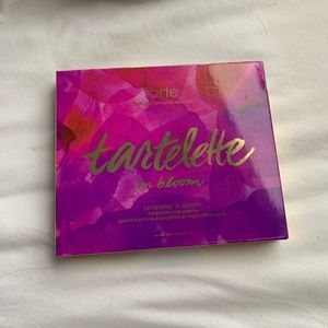 Tartlette in bloom pallete by Tarte